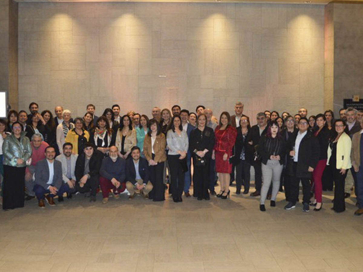 Con cena de camaradería Empresa Portuaria Austral celebró 24° aniversario